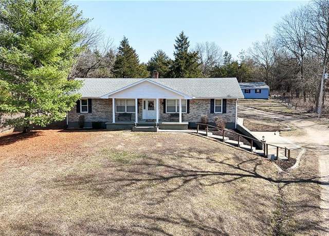 Property at 29510 Mcgee Rd, Sedalia, MO 65301