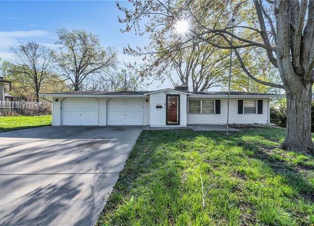 Property at 6603 Hardy Ave, Raytown, MO 64133, 3 beds, 1 bath