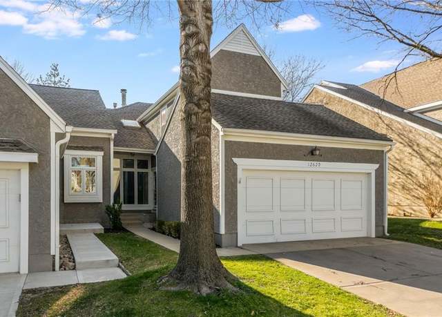 Property at 12620 Barkley St, Overland Park, KS 66209, 2 beds, 3.5 baths
