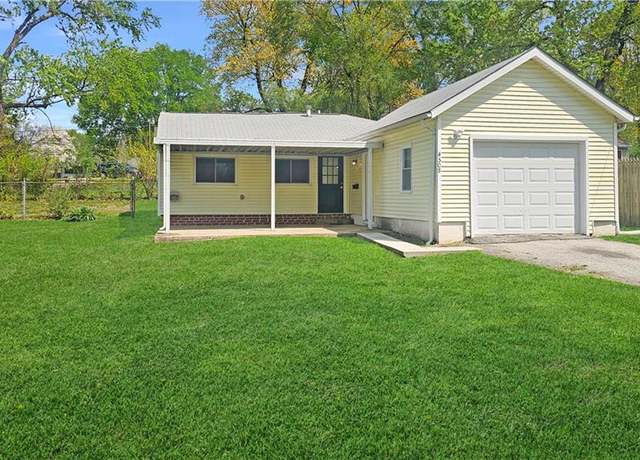 Property at 4508 46th St, Kansas City, MO 64117, 2 beds, 1 bath