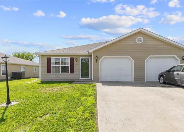 Property at 120 1171 Units 1 & 2 Rd, Knob Noster, MO 65336, 6 beds, 4 baths