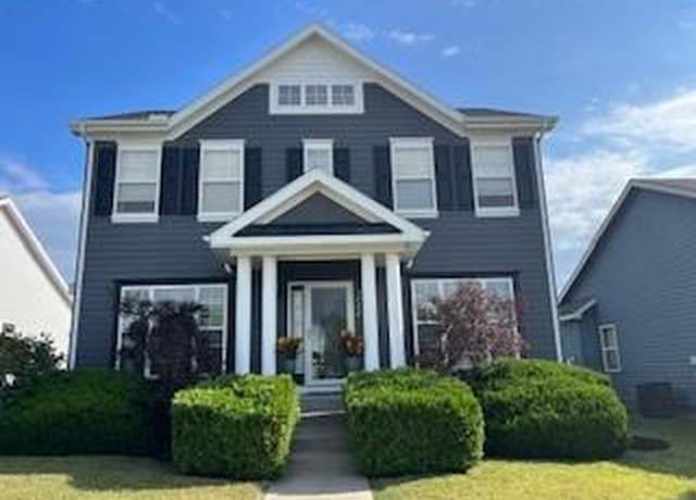 Property at 1222 SW Arbor Park Dr, Lee's Summit, MO 64082, 3 beds, 2.5 baths