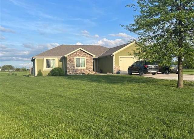 Property at 27805 S Walker Rd, Harrisonville, MO 64701, 4 beds, 3 baths