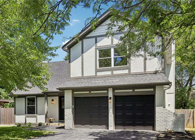 Property at 16504 W 150th Ter, Olathe, KS 66062, 3 beds, 2.5 baths
