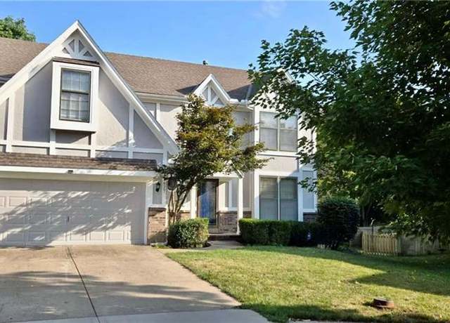 Property at 12627 Slater Ln, Overland Park, KS 66213, 4 beds, 4.5 baths