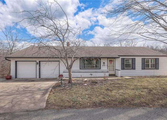 Property at 4847 Black Swan Dr, Shawnee, KS 66216, 4 beds, 2 baths