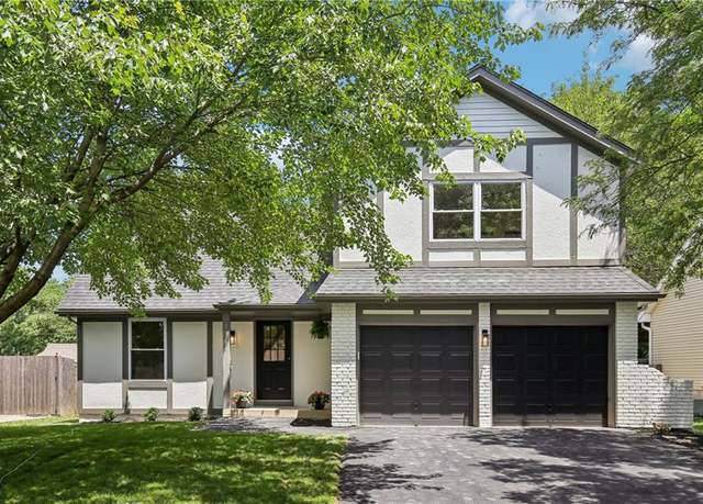 Property at 16504 W 150th Ter, Olathe, KS 66062, 3 beds, 2.5 baths