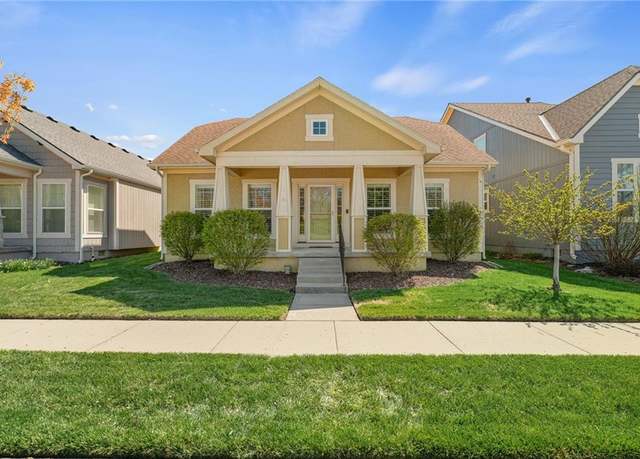 Property at 505 E 32nd Ave, North Kansas City, MO 64116, 3 beds, 2 baths