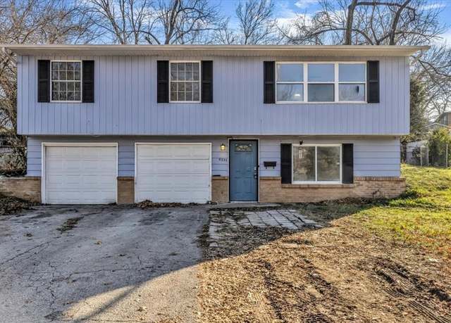 Property at 6233 Washington Ave, Kansas City, KS 66102, 3 beds, 2.5 baths