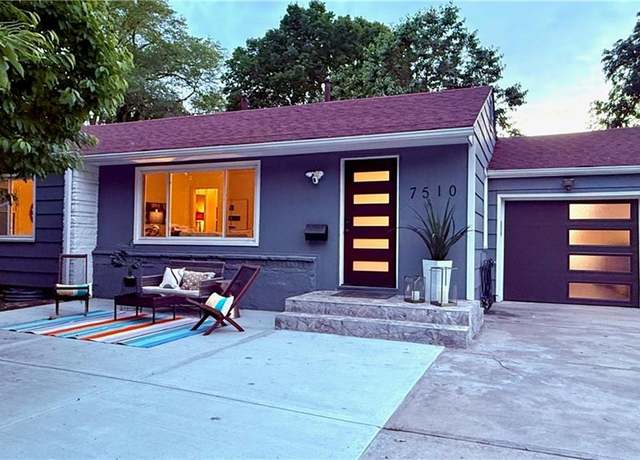 Property at 7510 Falmouth St, Prairie Village, KS 66208, 3 beds, 2 baths