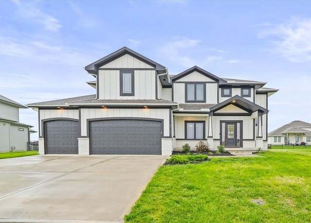 Property at 4709 NE Freehold Dr, Lee's Summit, MO 64064, 4 beds, 4.5 baths