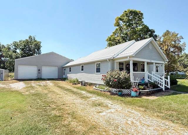Property at 5130 SW 815 Rd, El Dorado Springs, MO 64744, 3 beds, 2 baths