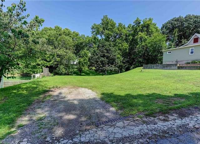 Property at 717 Rock St, Weston, MO 64098
