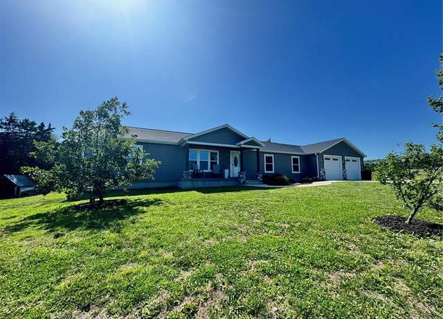 Property at 505 N Carolina St, Highland, KS 66035, 5 beds, 3 baths