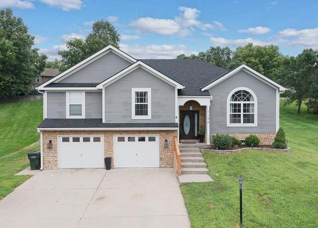 Property at 1204 Wildwood St, Leavenworth, KS 66048, 4 beds, 3 baths