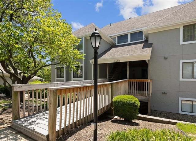 Property at 5870 Park St #9, Shawnee, KS 66216, 3 beds, 3 baths