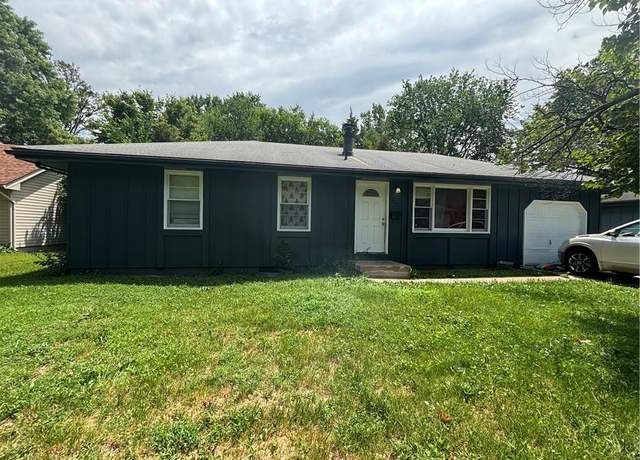 Property at 13425 Belmead Ave, Grandview, MO 64030, 3 beds, 1.5 baths