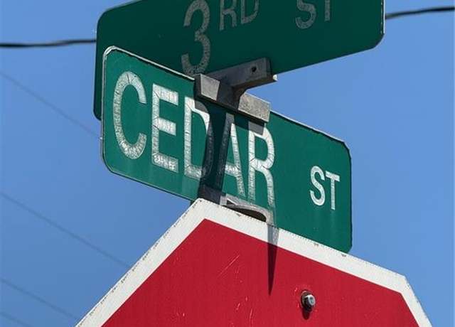 Property at 3rd And Cedar St, Ridgeway, MO 64481