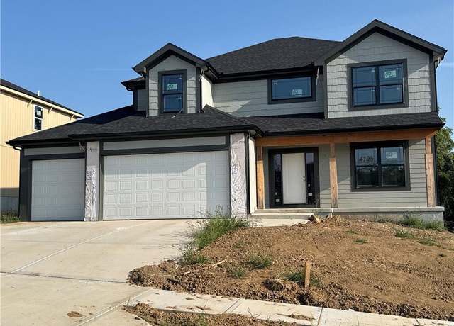 Property at 4706 NE 86 Ter, Kansas City, MO 64156, 5 beds, 4 baths
