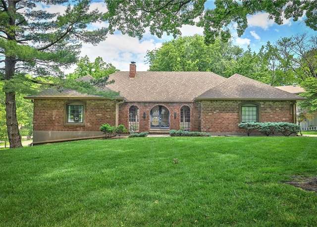 Property at 12614 Ensley Ln, Leawood, KS 66209, 3 beds, 2.5 baths