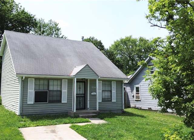Property at 7134 Agnes Ave, Kansas City, MO 64132, 3 beds, 2 baths