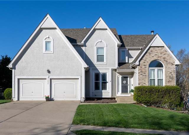 Property at 13836 Craig St, Overland Park, KS 66223, 5 beds, 3.5 baths