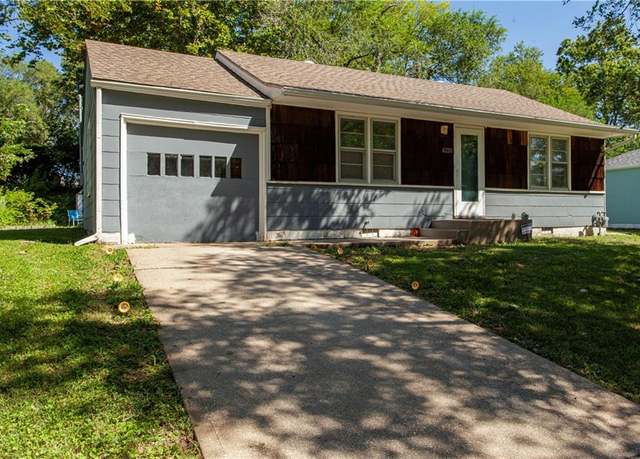 Property at 6220 Lathrop Ave, Kansas City, KS 66104, 3 beds, 1 bath