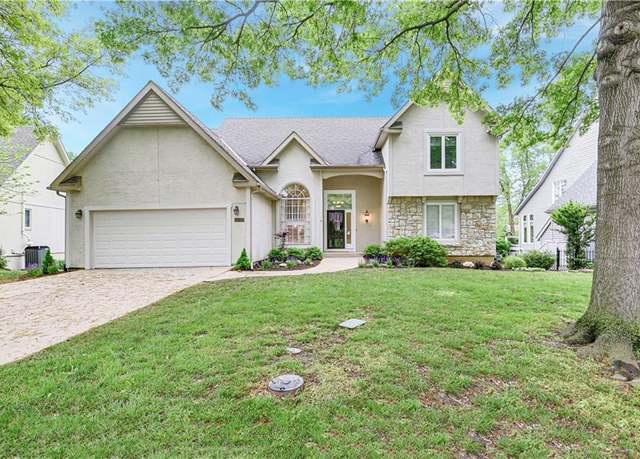 Property at 12017 Linden St, Overland Park, KS 66209, 4 beds, 3.5 baths