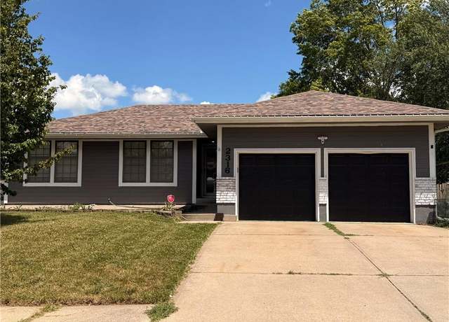 Property at 2316 NW Acorn Dr, Blue Springs, MO 64014, 3 beds, 3 baths
