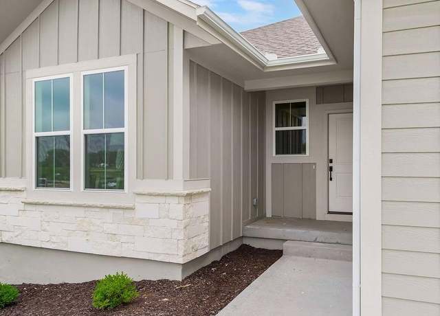 Property at 17168 W 168th Pl, Olathe, KS 66062, 4 beds, 3 baths