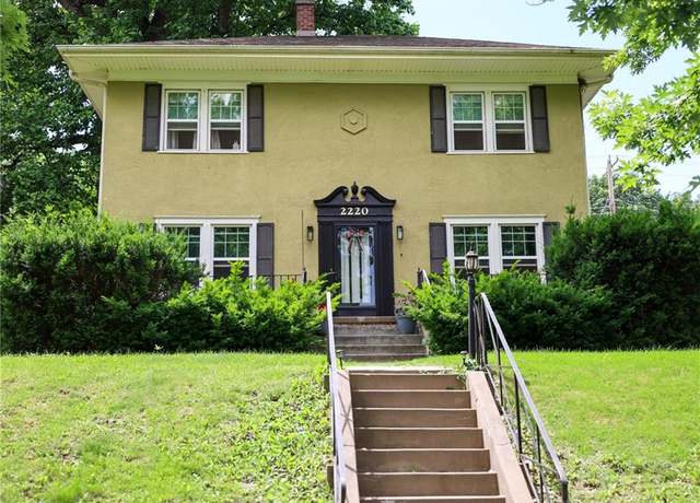 Property at 2220 Eugene Field Ave, St Joseph, MO 64505, 3 beds, 2 baths