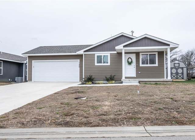 Property at 135 Mccartney Ln, Neodesha, KS 66757, 3 beds, 2 baths
