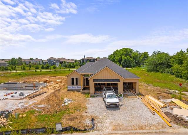 Property at 25013 W 90th Ter, Lenexa, KS 66227, 4 beds, 3 baths