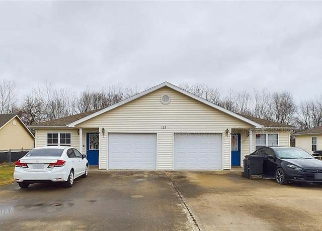 Property at 113 SE 1171 Rd, Knob Noster, MO 65336, 6 beds, 4 baths