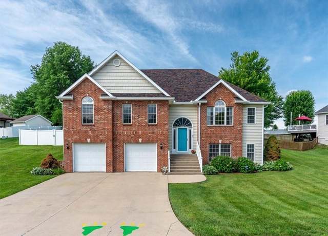 Property at 5102 Brookhaven Dr, St Joseph, MO 64507, 4 beds, 3 baths