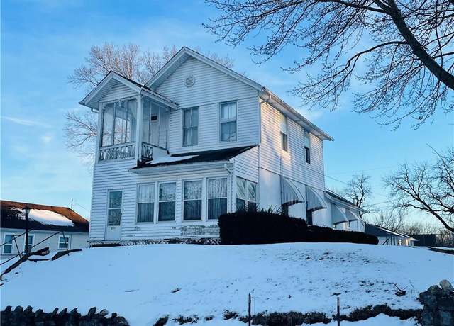 Property at 571 Prospect St, Leavenworth, KS 66048, 3 beds, 2 baths