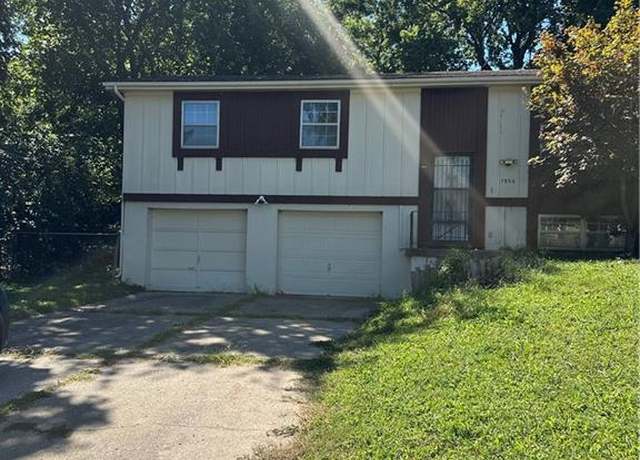 Property at 1806 N Ponca Dr, Independence, MO 64058, 3 beds, 1 bath
