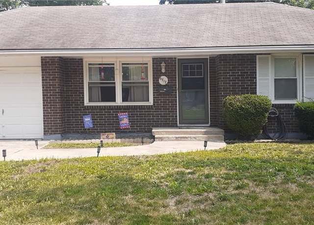 Property at 6717 N Bales Ave, Gladstone, MO 64119, 3 beds, 3 baths
