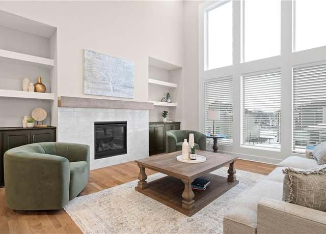 Property at 2139 NW Killarney Ln, Lee's Summit, MO 64081, 5 beds, 3.5 baths