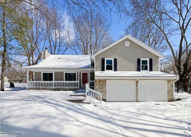 Property at 11435 N Virginia Ave, Kansas City, MO 64155, 4 beds, 2.5 baths