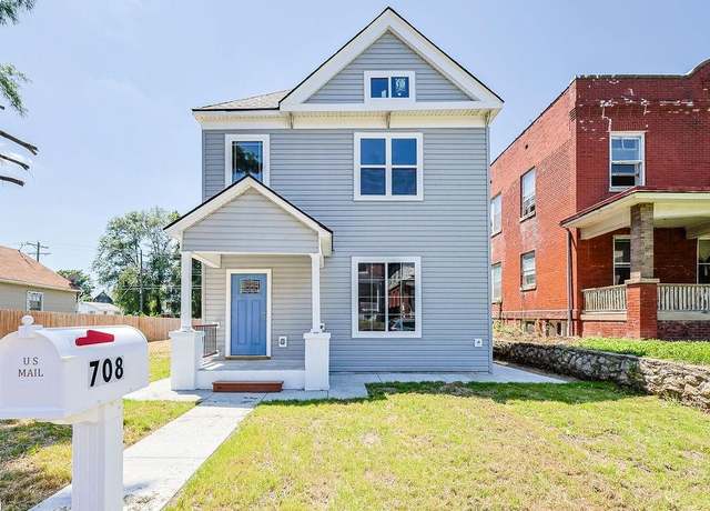 Property at 708 N 10th St, St Joseph, MO 64501, 4 beds, 2.5 baths