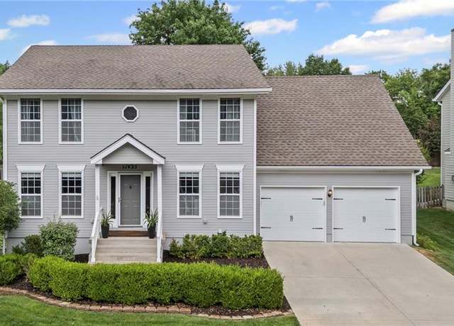Property at 11425 Marty St, Overland Park, KS 66210, 4 beds, 3.5 baths