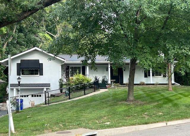 Property at 9955 Hocker Dr, Shawnee, KS 66203, 3 beds, 2 baths