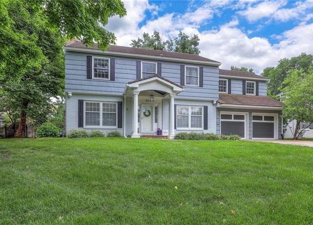 Property at 805 W 67th Ter, Kansas City, MO 64113, 4 beds, 3.5 baths