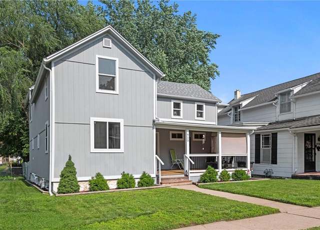 Property at 915 4th Ave, Leavenworth, KS 66048, 4 beds, 3.5 baths