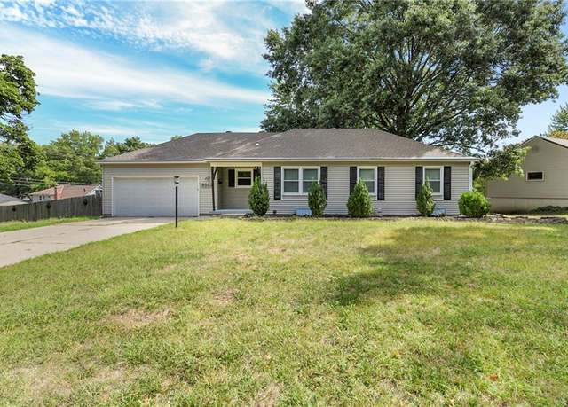 Property at 9503 Grandview St, Overland Park, KS 66212, 3 beds, 3 baths