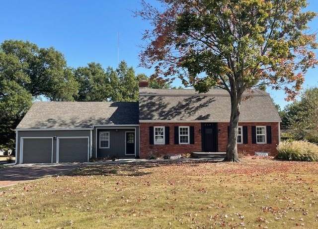 Property at 1407 Bitner Pl, Pittsburg, KS 66762, 4 beds, 3 baths