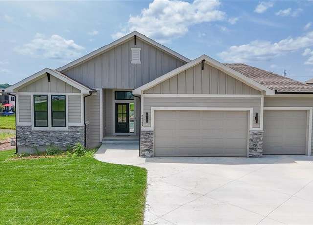 Property at 24105 W 58th Pl, Shawnee, KS 66226, 4 beds, 3 baths