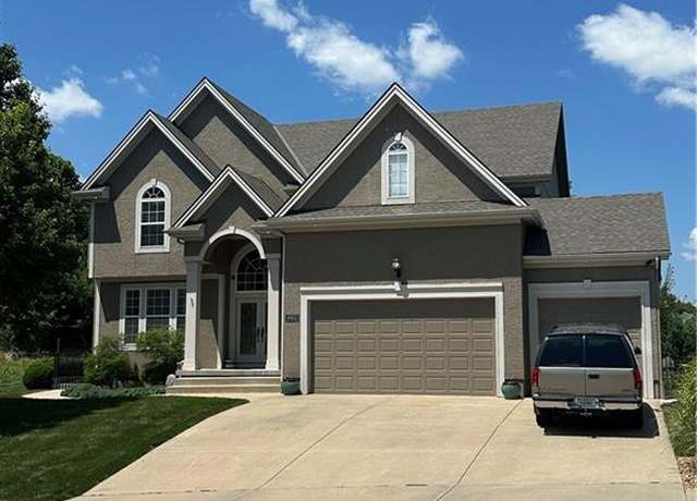 Property at 6922 N Hardesty Ave, Kansas City, MO 64119, 4 beds, 4 baths