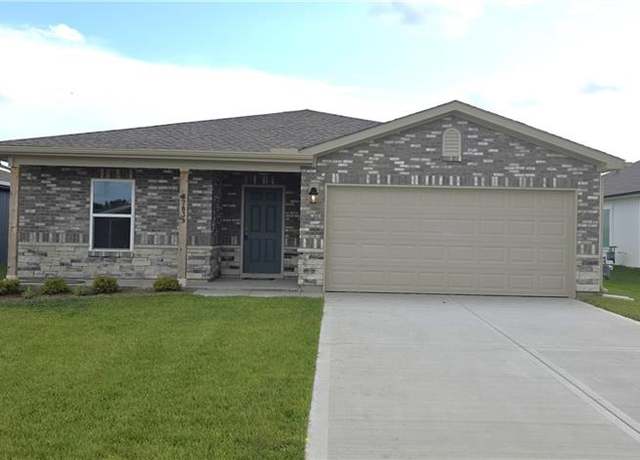 Property at 37839 W 207th Ter, Edgerton, KS 66021, 3 beds, 2 baths